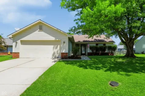 7229 Muirfield Place Indianapolis IN 46237