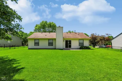 7229 Muirfield Place Indianapolis IN 46237