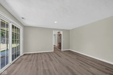 646 Redbud Lane Plainfield IN 46168