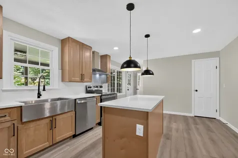 646 Redbud Lane Plainfield IN 46168
