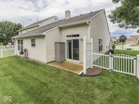 3340 Eaton Mews Court Greenwood IN 46143