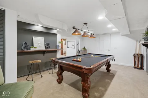 2428 Mcleay Drive Indianapolis IN 46220