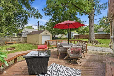 2428 Mcleay Drive Indianapolis IN 46220