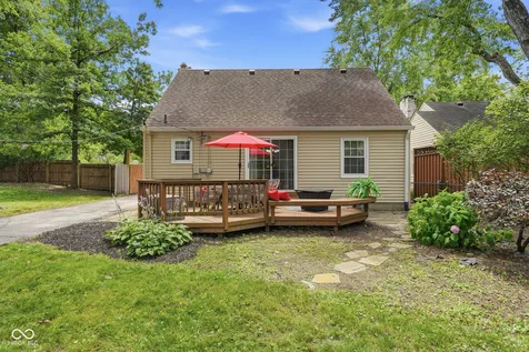 2428 Mcleay Drive Indianapolis IN 46220