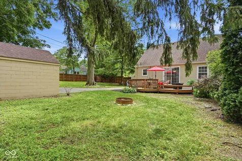 2428 Mcleay Drive Indianapolis IN 46220