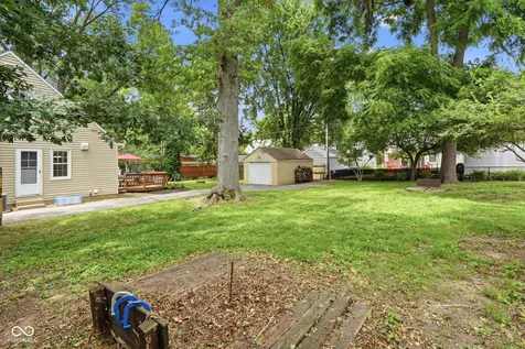 2428 Mcleay Drive Indianapolis IN 46220