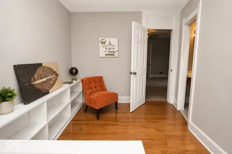 32 S Butler Avenue Indianapolis IN 46219