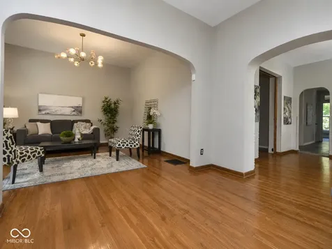 32 S Butler Avenue Indianapolis IN 46219