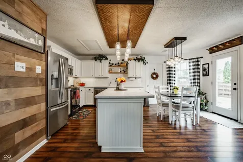 5756 N Plymouth Court Mccordsville IN 46055