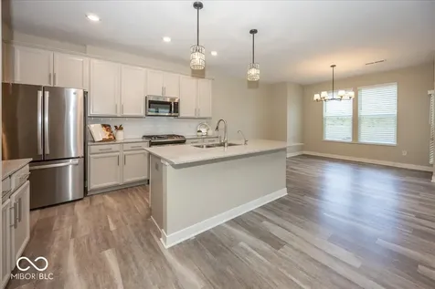 5178 Glendon Court Mccordsville IN 46055