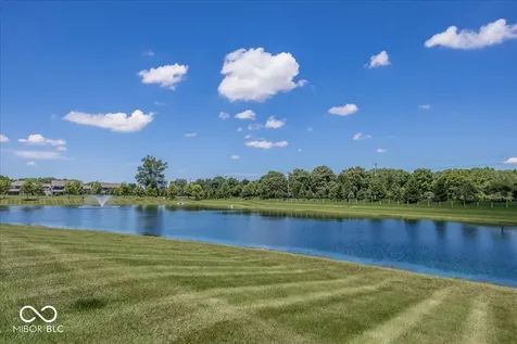 5178 Glendon Court Mccordsville IN 46055