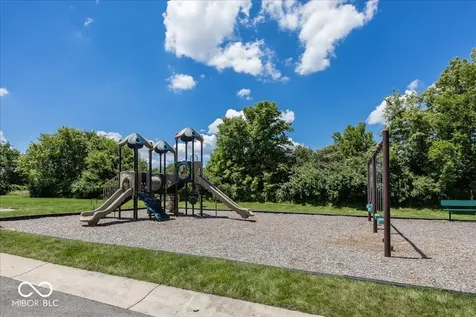 5178 Glendon Court Mccordsville IN 46055
