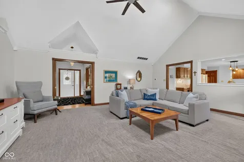 4121 Moss Ridge Lane Indianapolis IN 46237
