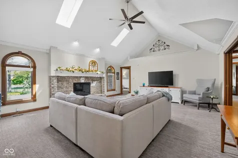 4121 Moss Ridge Lane Indianapolis IN 46237