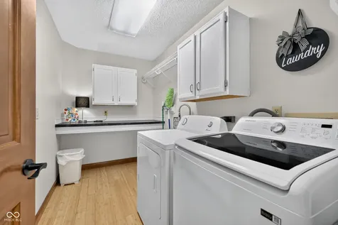 4121 Moss Ridge Lane Indianapolis IN 46237
