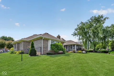 4121 Moss Ridge Lane Indianapolis IN 46237