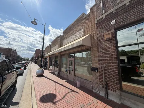 176 W Main Street Greenwood IN 46142