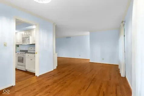 2712 Wildwood Place Columbus IN 47201