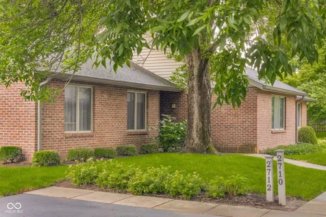 2712 Wildwood Place Columbus IN 47201