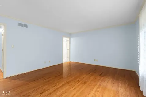 2712 Wildwood Place Columbus IN 47201