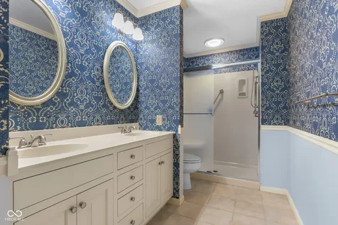 2712 Wildwood Place Columbus IN 47201