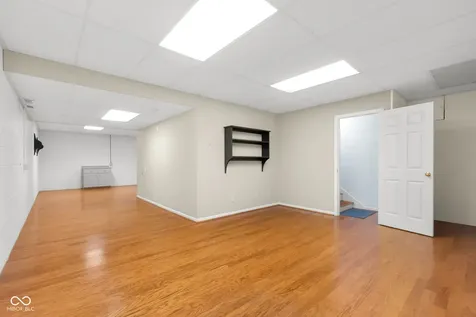 2712 Wildwood Place Columbus IN 47201