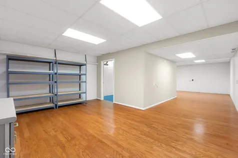 2712 Wildwood Place Columbus IN 47201