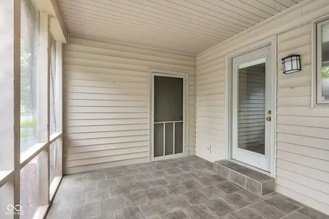 2712 Wildwood Place Columbus IN 47201