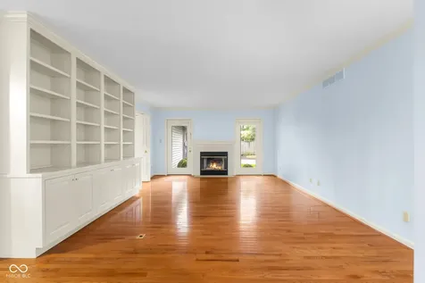 2712 Wildwood Place Columbus IN 47201