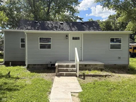2812 S Liberty Street Muncie IN 47302
