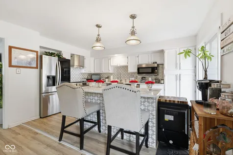 5521 Vin Rose Lane Indianapolis IN 46226