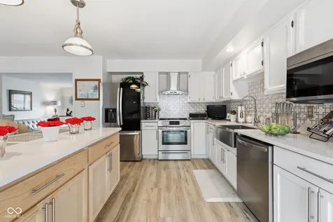 5521 Vin Rose Lane Indianapolis IN 46226