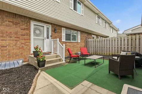 5521 Vin Rose Lane Indianapolis IN 46226