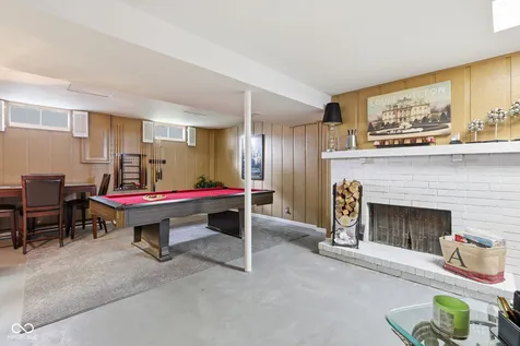 5521 Vin Rose Lane Indianapolis IN 46226