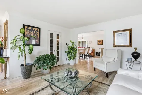 5521 Vin Rose Lane Indianapolis IN 46226