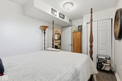 9304 Shenandoah Drive Indianapolis IN 46229