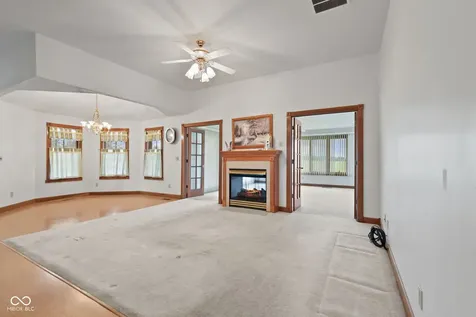 6485 W 100 S Shelbyville IN 46176