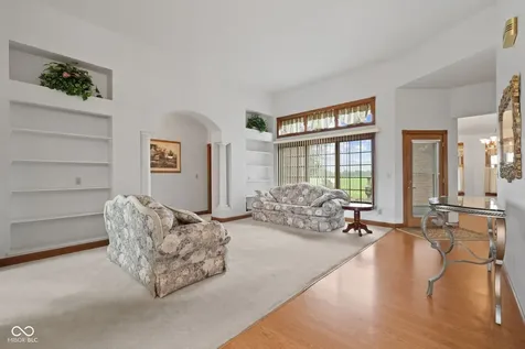 6485 W 100 S Shelbyville IN 46176