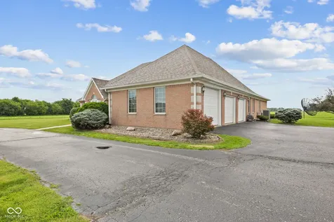 6485 W 100 S Shelbyville IN 46176