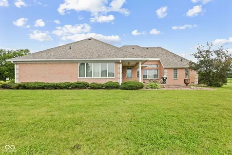 6485 W 100 S Shelbyville IN 46176