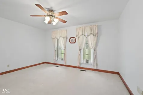 6485 W 100 S Shelbyville IN 46176