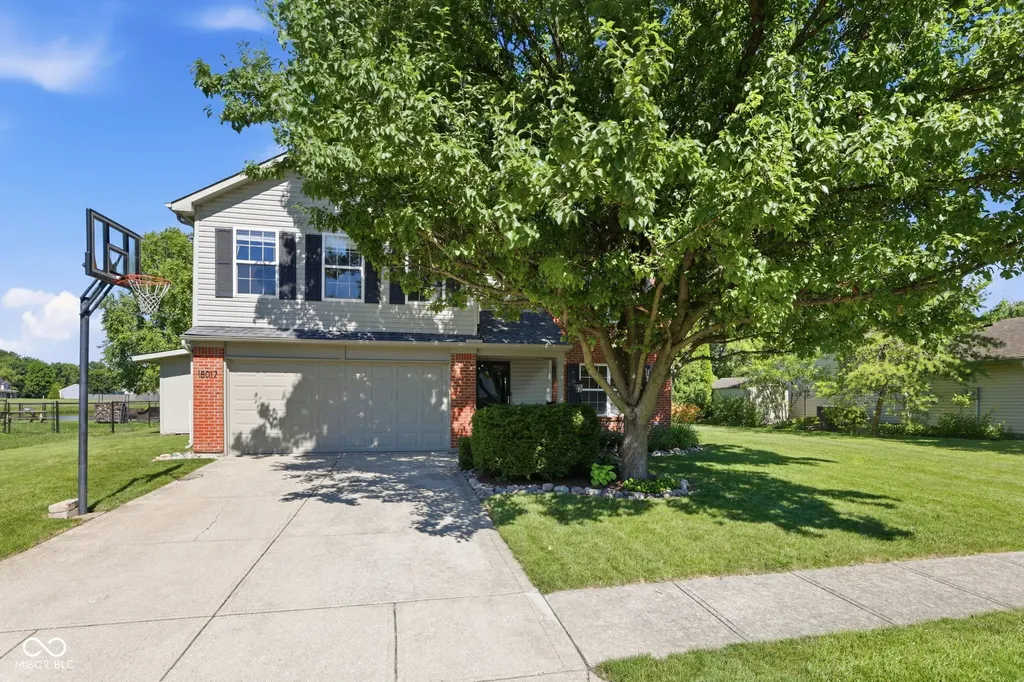 18017 Captiva Way Westfield IN 46062