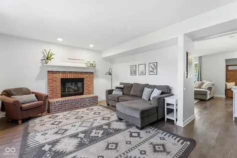 18017 Captiva Way Westfield IN 46062