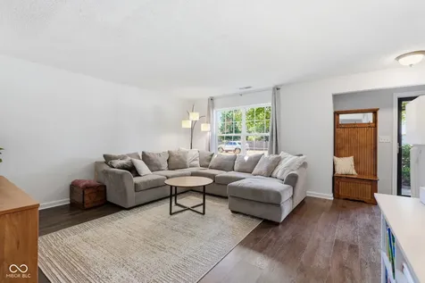 18017 Captiva Way Westfield IN 46062