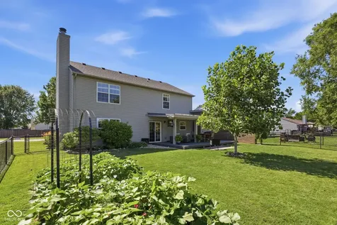 18017 Captiva Way Westfield IN 46062