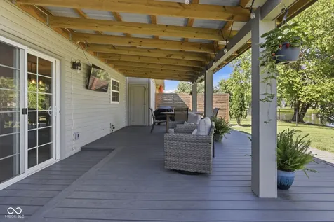 18017 Captiva Way Westfield IN 46062