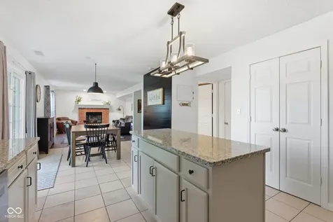 18017 Captiva Way Westfield IN 46062