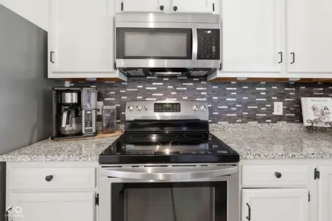 18017 Captiva Way Westfield IN 46062