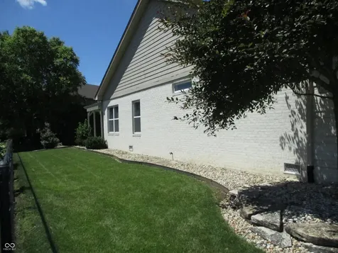 1527 Danaher Street Indianapolis IN 46217