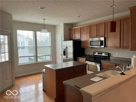 12632 Hamsel Lane Fishers IN 46037